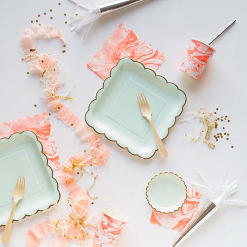 Τετράγωνα Πιάτα Φαγητού Μέντα Με Χρυσό 