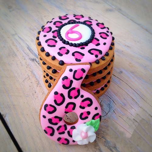 Κουπ πατ Νούμερο Έξι Και Εννέα - Αριθμός 6 Και 9